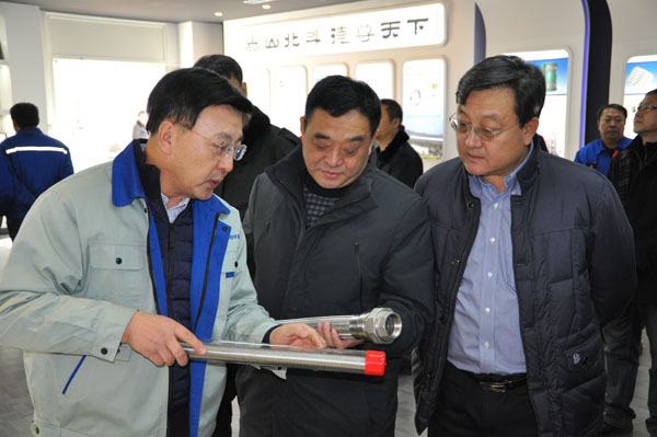 12张毅12.jpg